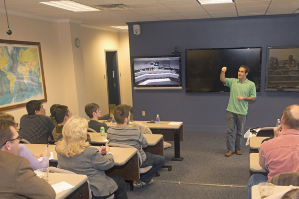 Students translate academic research into plain English at Graduate Research Cafés