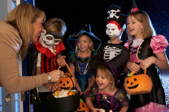 Safety experts at Monroe Carell Jr. Children’s Hospital urge caution to keep children safe this Halloween