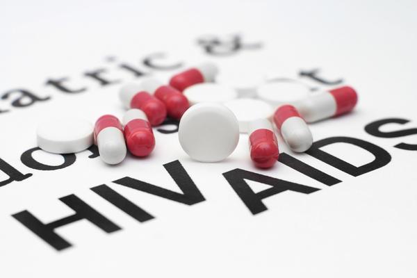 HIV treatments and vaccine