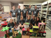 Student volunteers at The Little Light House